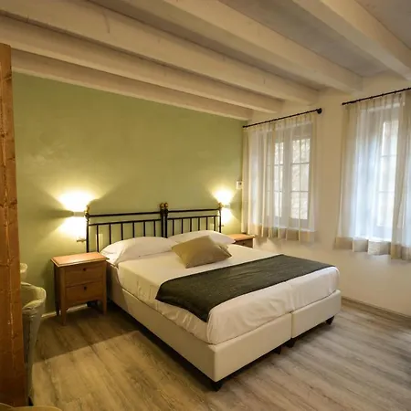 Cascina Varini Aparthotel Gargnano Exterior photo